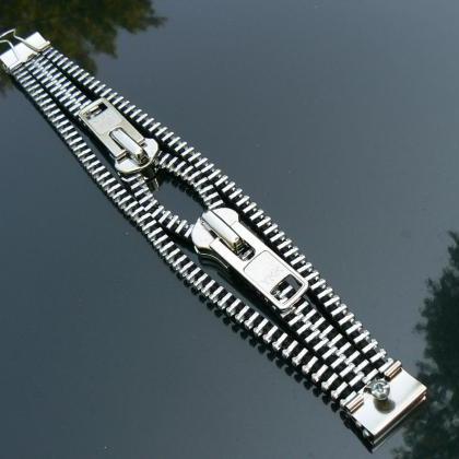 Industrial Bracelet - Zipper Bracelet - Goth..