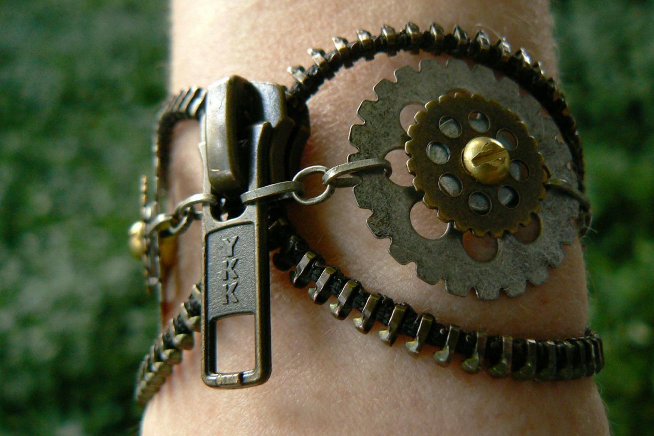Steampunk Bracelet - Zipper Bracelet - Cuff Bracelet - Owl Bracelet